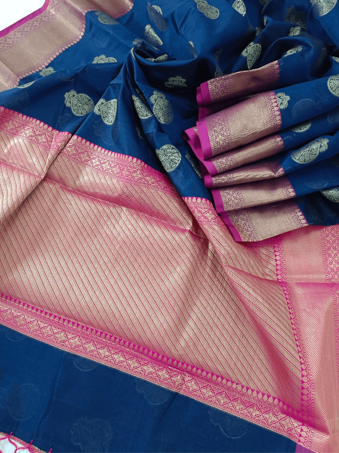 Azure Bloom: Blue & Pink Handloom Cotton Chandery Saree
