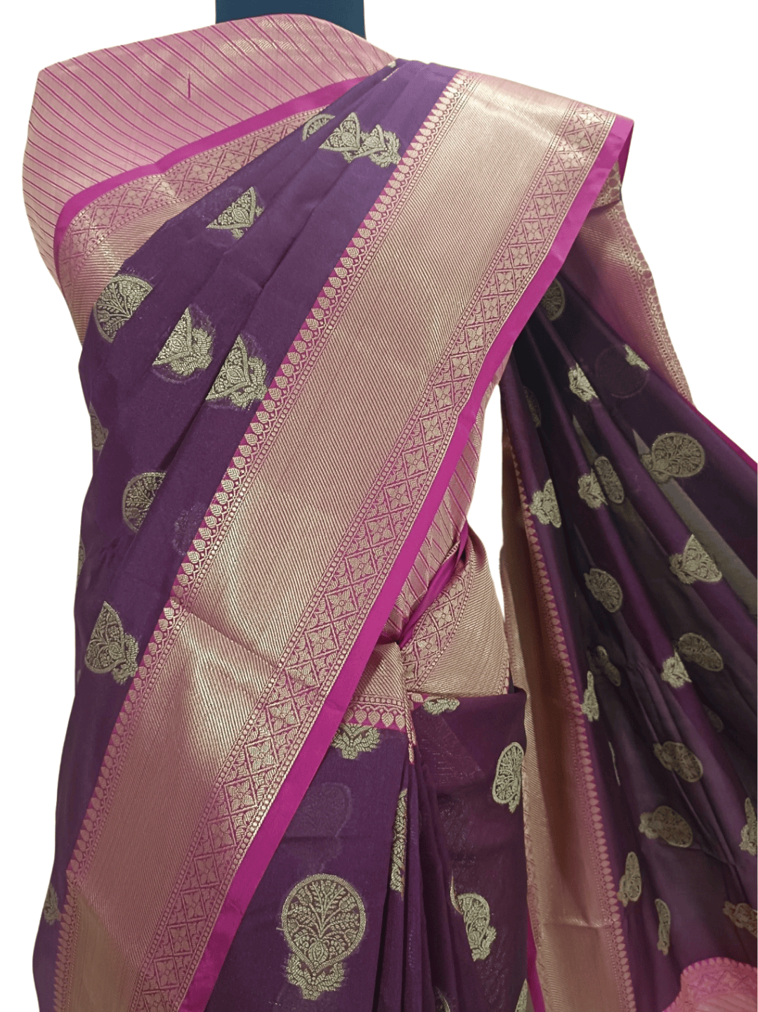 Royal Elegance: Deep Purple & Pink Handloom Cotton Chandery Saree