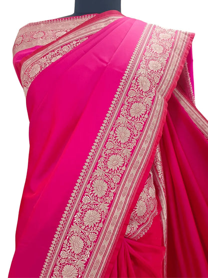 Majestic Magenta Handloom Soft Mashru Silk Saree – A Timeless Blend of Elegance & Grace