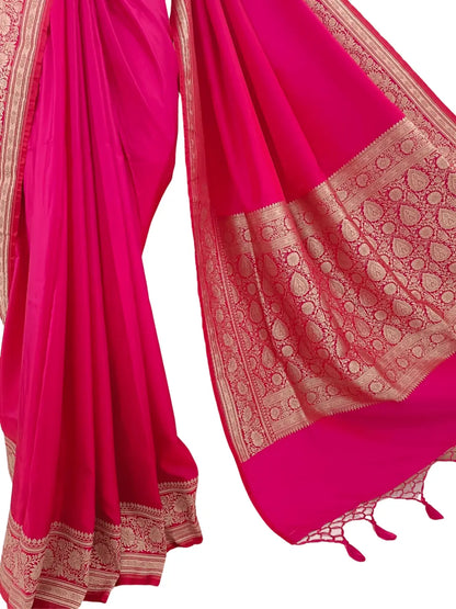 Majestic Magenta Handloom Soft Mashru Silk Saree – A Timeless Blend of Elegance & Grace