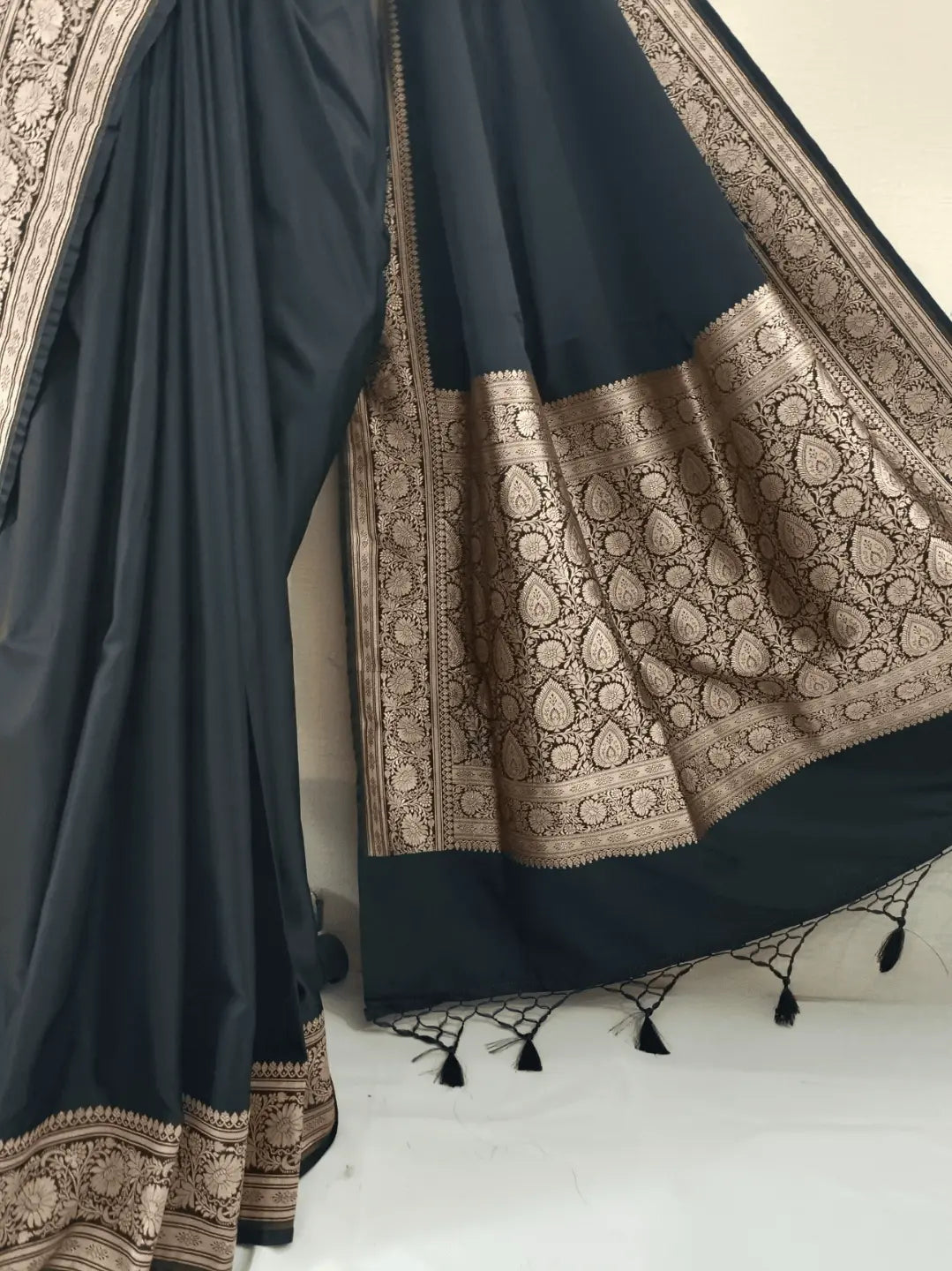 Exquisite Black Handloom Soft Mashru Silk Saree With Gold Zari Border & Aancha
